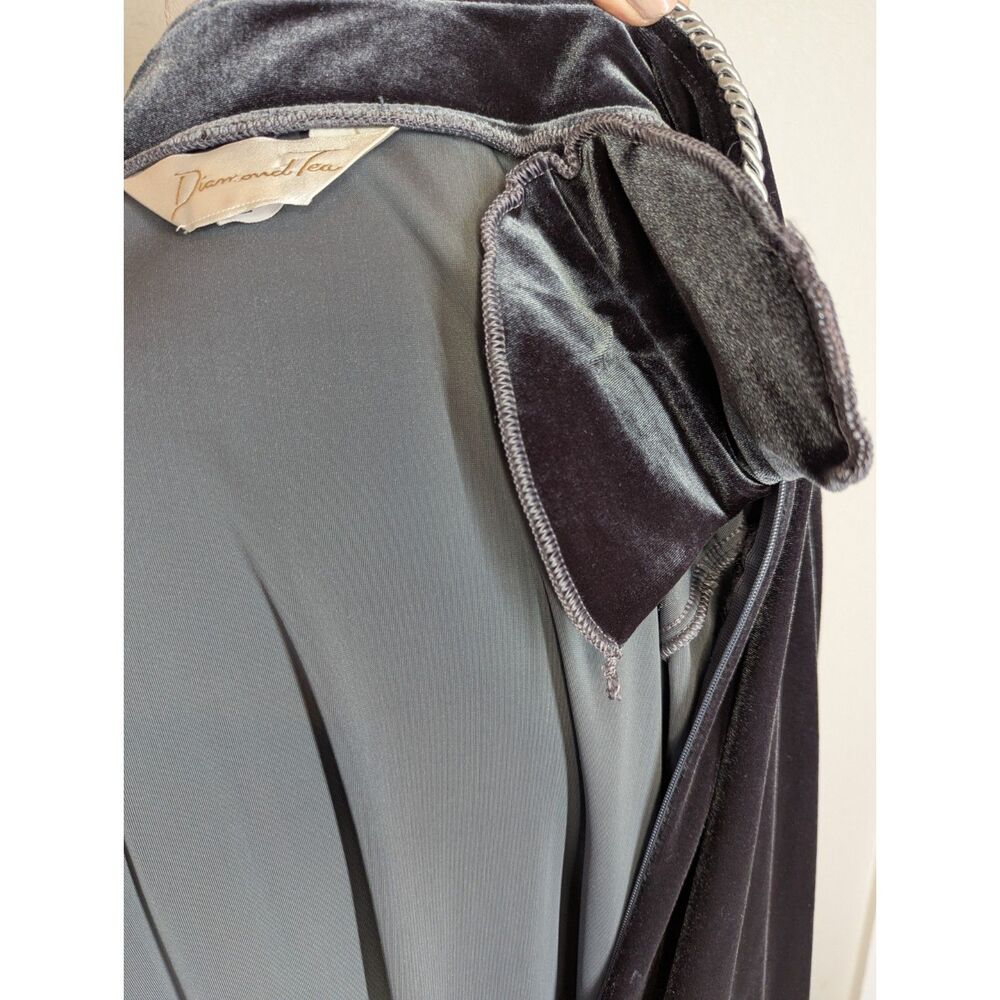Diamond Tea Vintage Black Velvet Zip Front Robe Sz M Dressing Gown Glam Regency - Picture 7 of 9